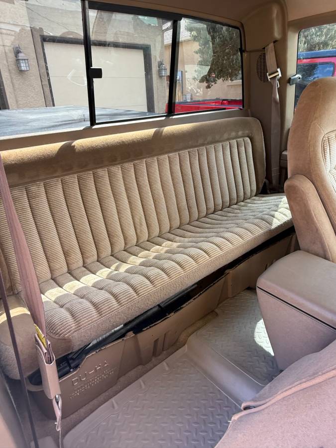 Gmc-Sierra-k1500-1994-brown-12