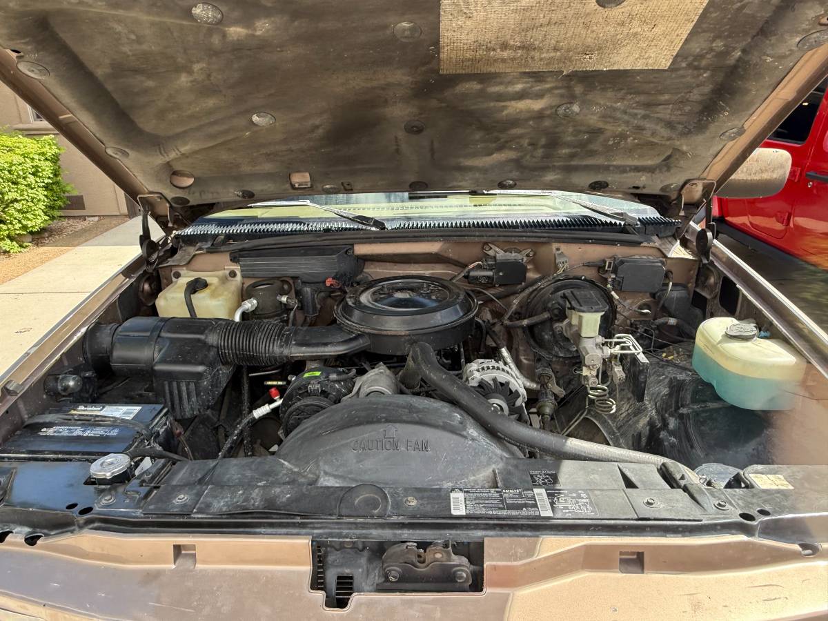 Gmc-Sierra-k1500-1994-brown-15