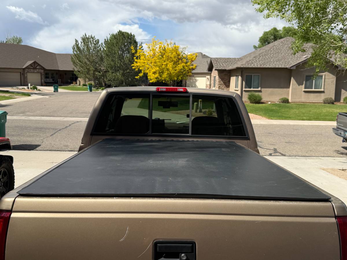 Gmc-Sierra-k1500-1994-brown-5