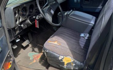 Gmc-Sierra.-classic-pickuptruck-1985-silver-7