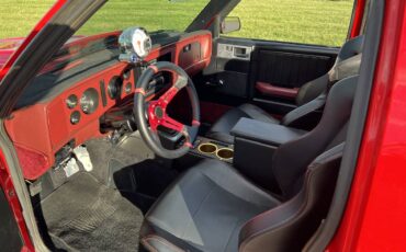 Gmc-Sonoma-1982-10