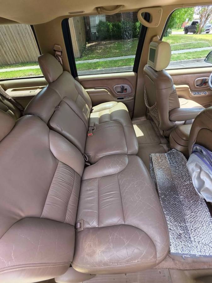 Gmc-Suburban-1500-1995-6