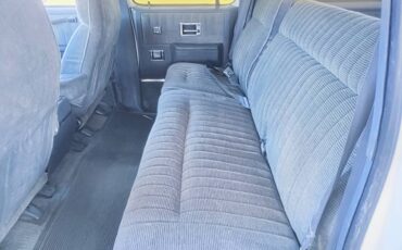Gmc-Suburban-1500-4x4-1989-white-6