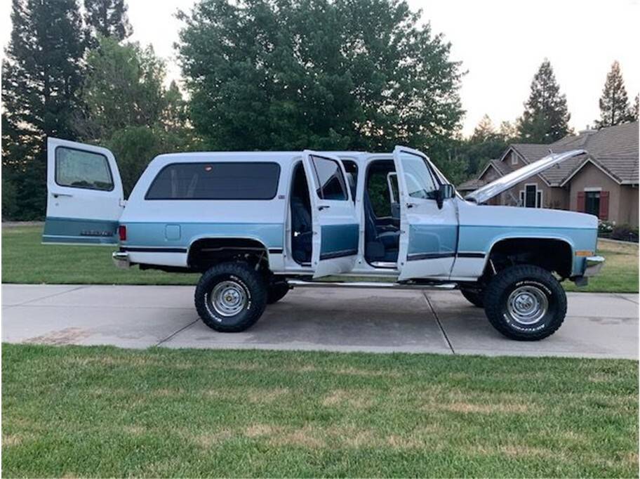 Gmc-Suburban-1991-18