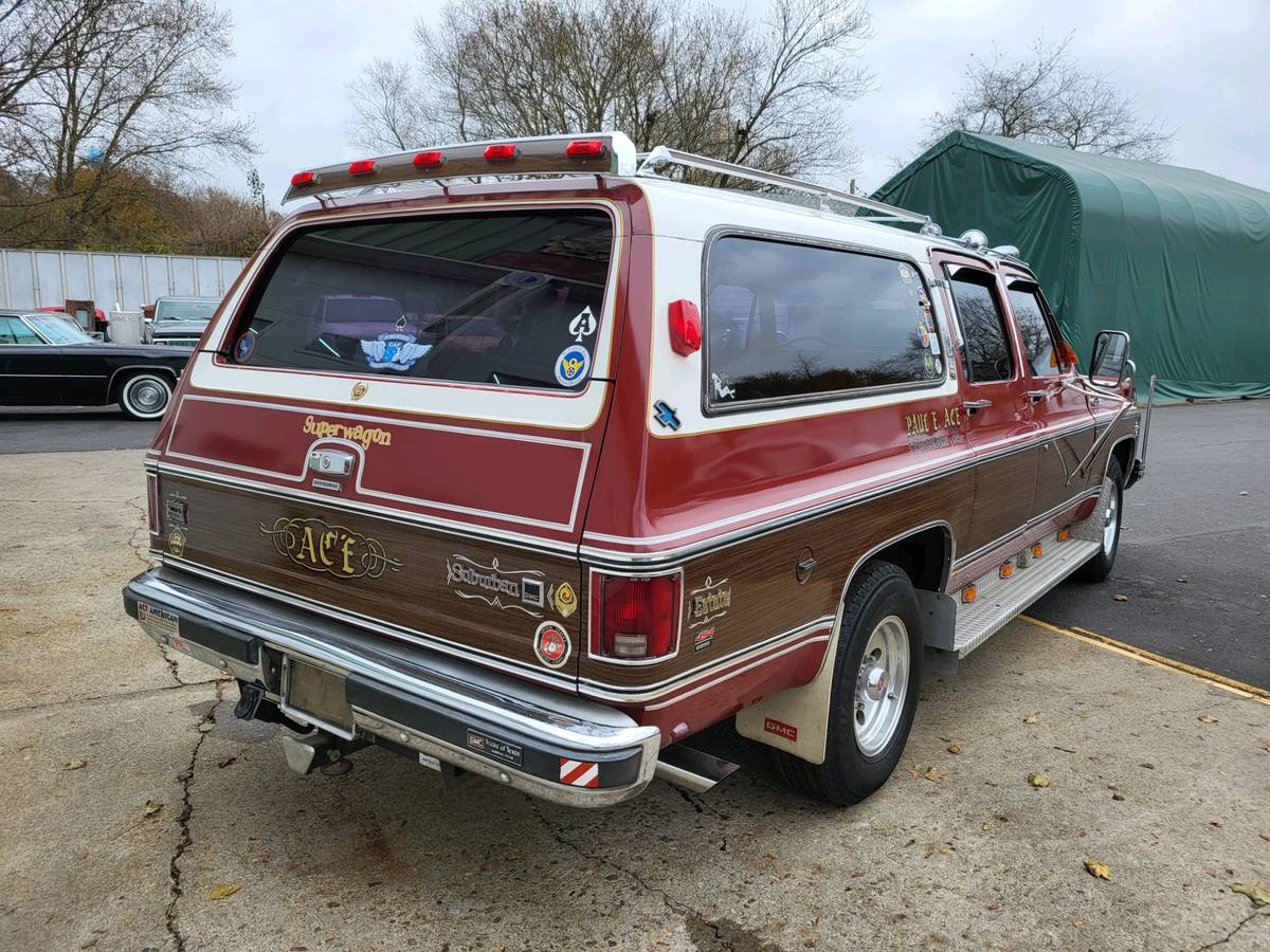 Gmc-Suburban-2500-1976-4