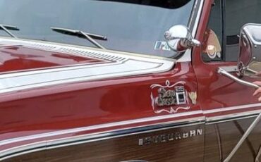 Gmc-Suburban-2500-1976-5
