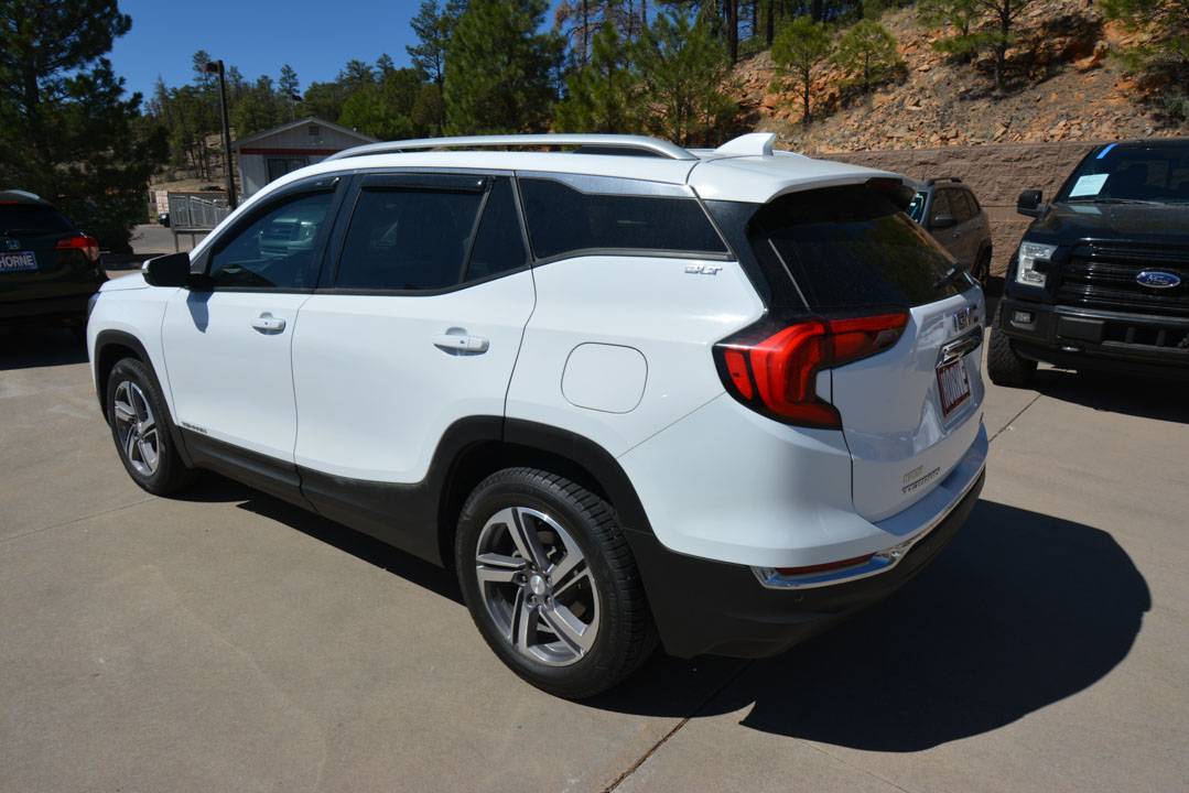 Gmc-Terrain-diesel-2018-white-2