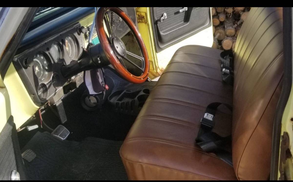 Gmc-Truck-wide-panel-1971-yellow-1