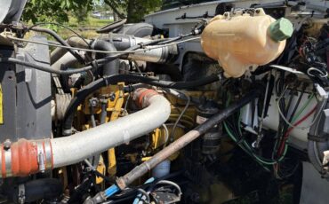 Gmc-Wb-diesel-1992-white-8