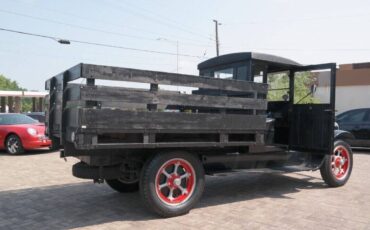 Graham-Brothers-TK-1927-Pickup-Truck-14