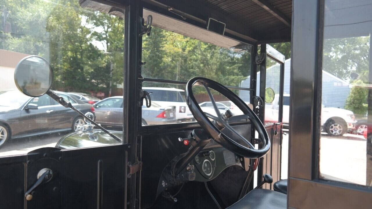Graham-Brothers-TK-1927-Pickup-Truck-31