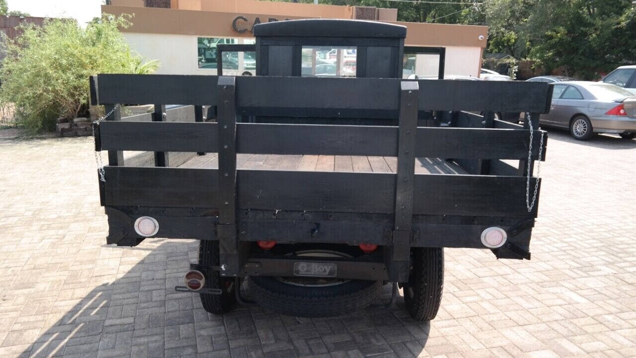Graham-Brothers-TK-1927-Pickup-Truck-37