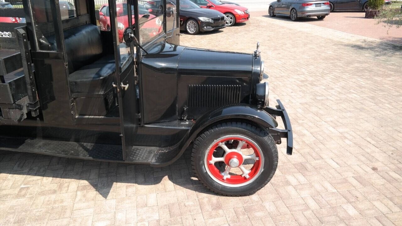 Graham-Brothers-TK-1927-Pickup-Truck-38