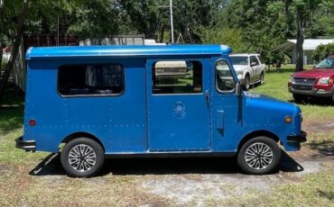 Grumman-Kubvan-1984-Van-1