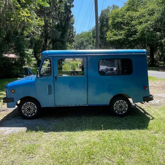 Grumman-Kubvan-1984-Van-2