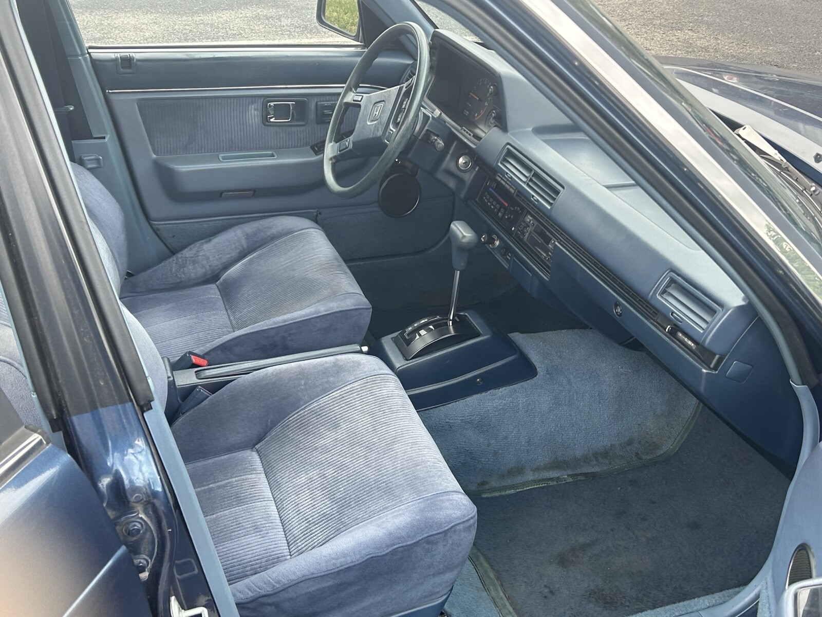 Honda-Accord-1985-25