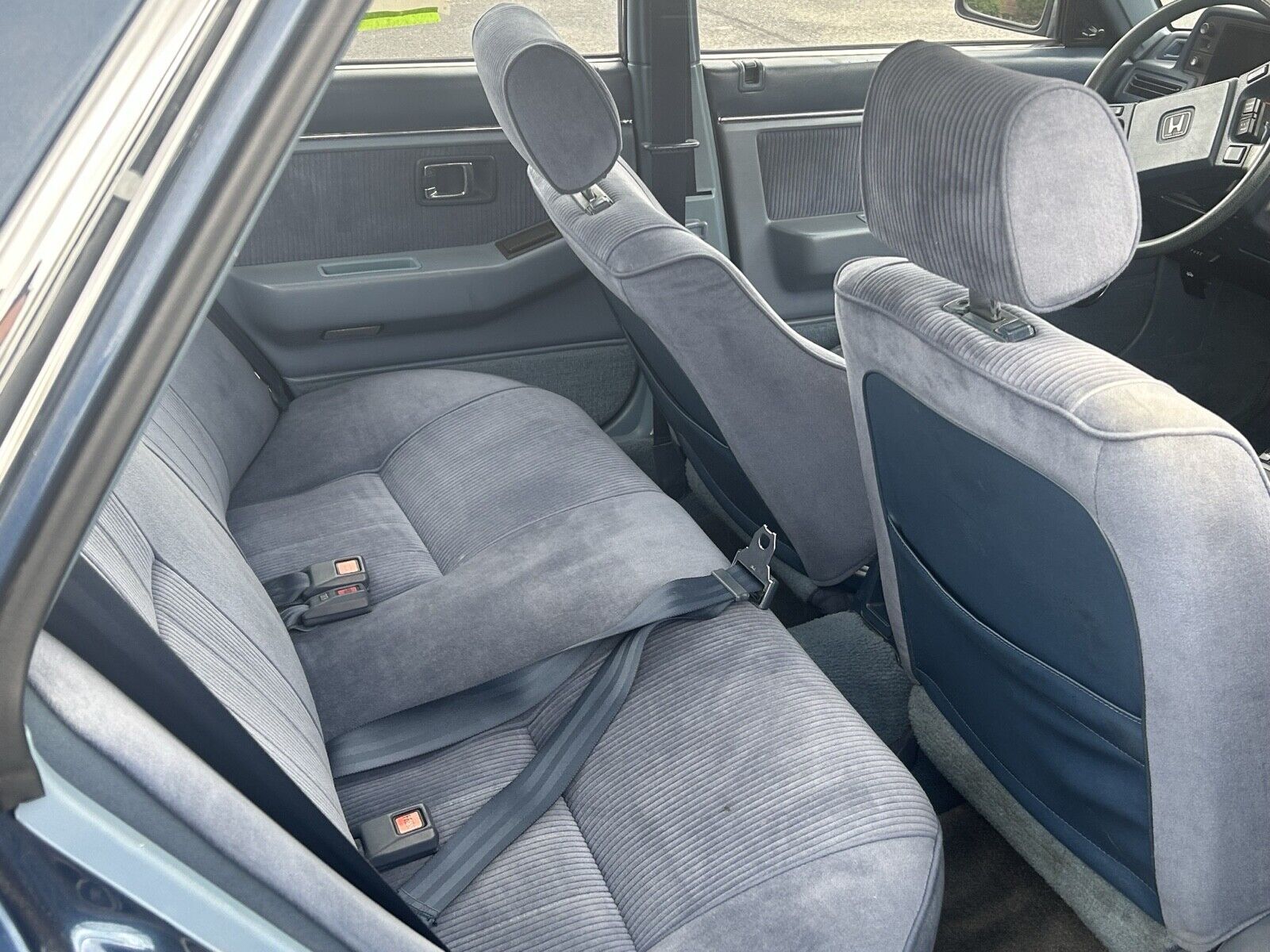 Honda-Accord-1985-27