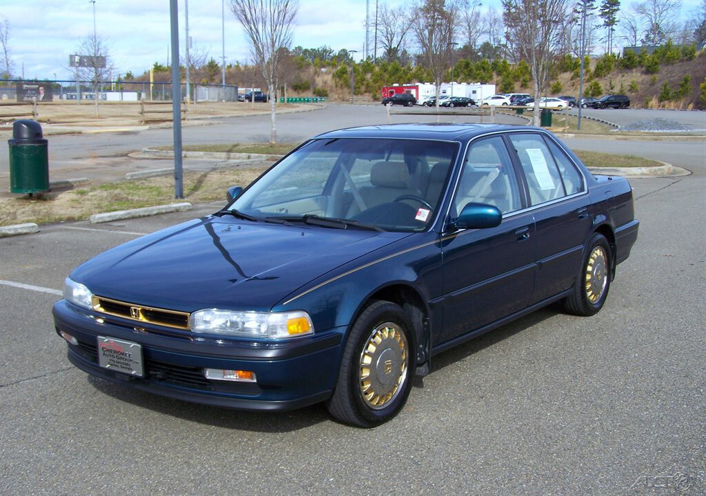 Honda-Accord-1991-Sedan-2