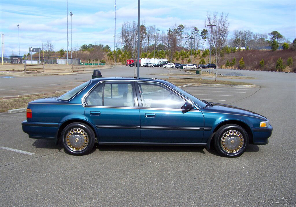 Honda-Accord-1991-Sedan-4