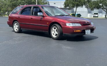 Honda-Accord-1995-Sedan