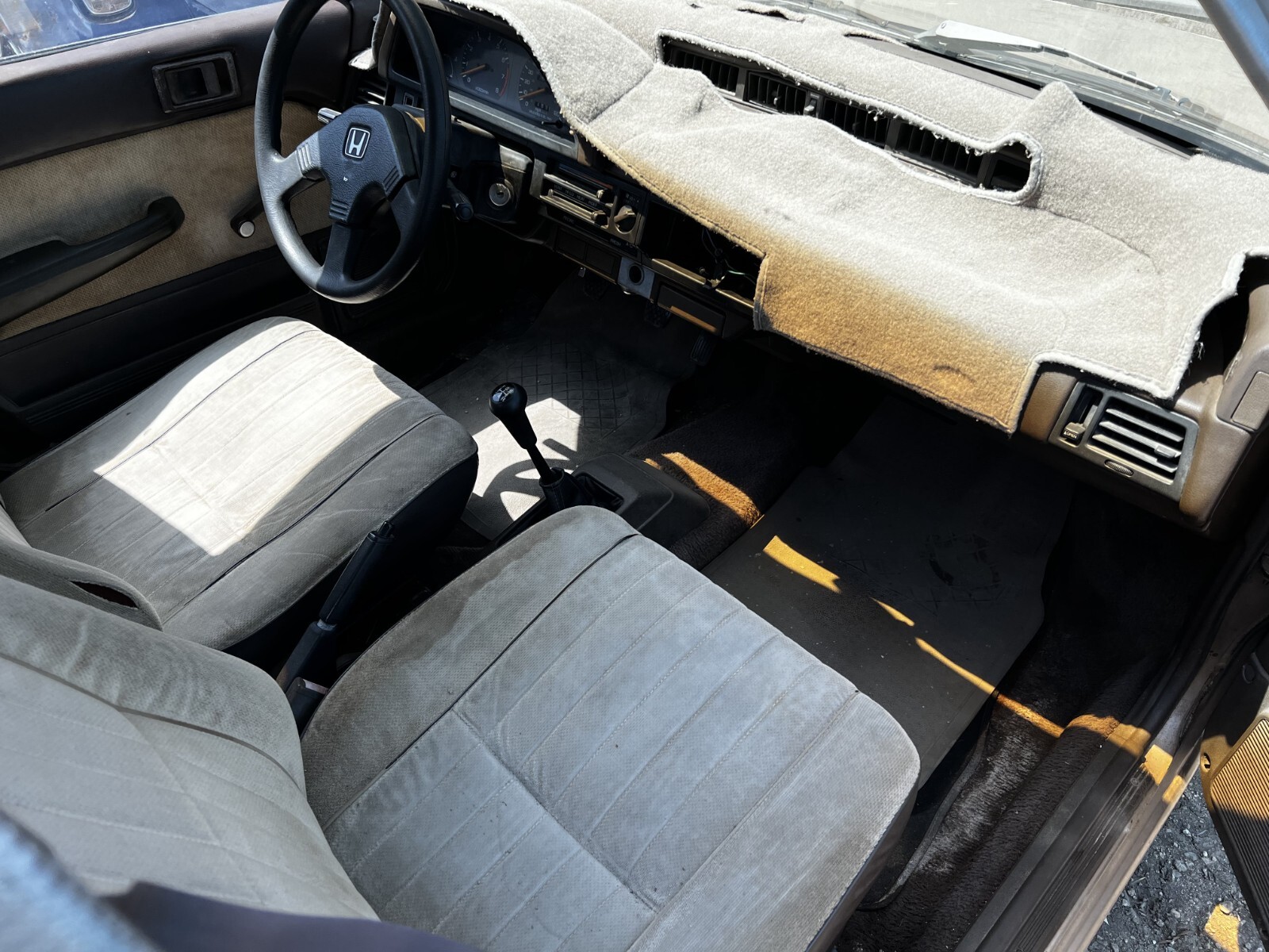 Honda-Civic-1986-Sedan-10
