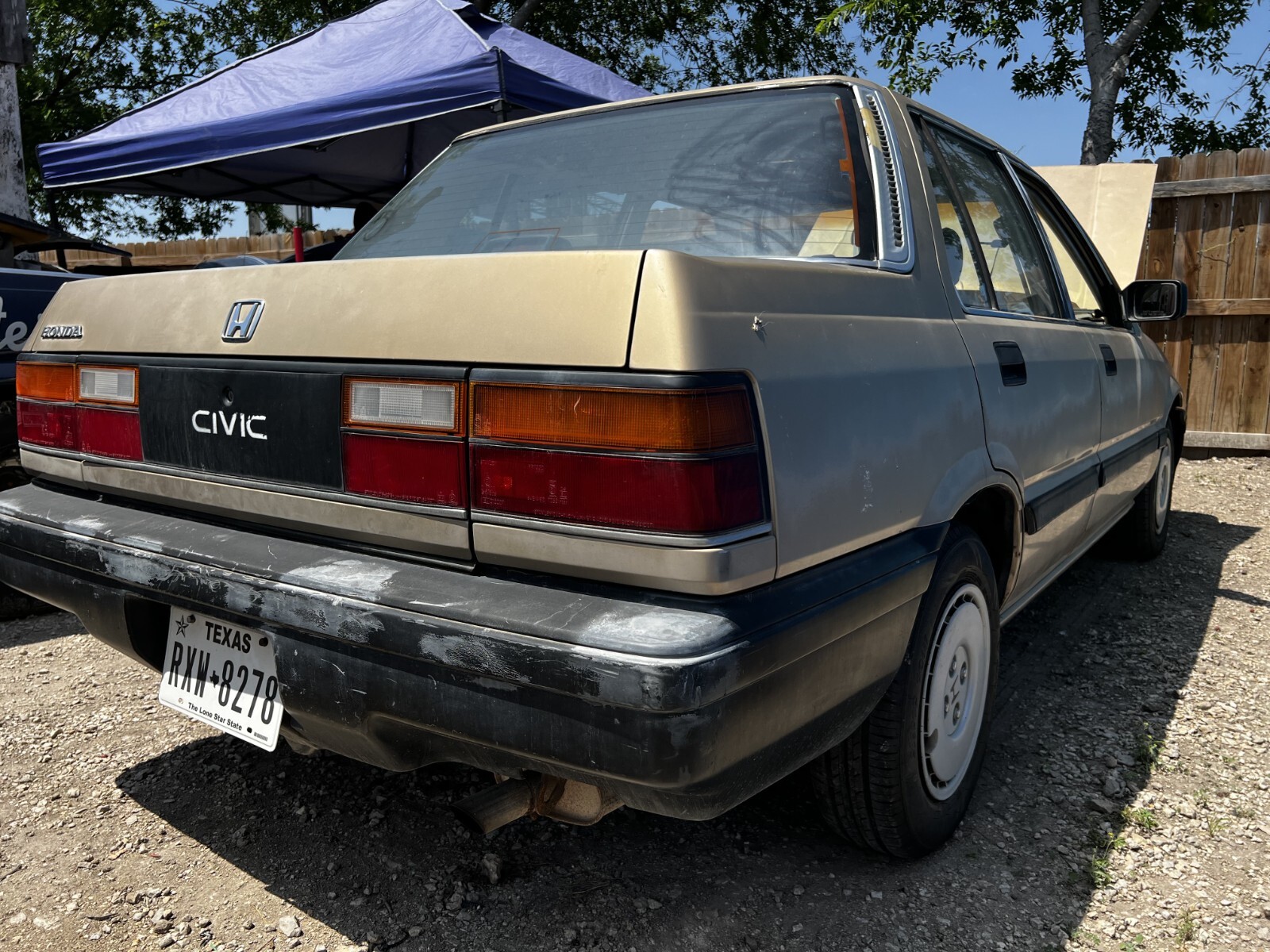 Honda-Civic-1986-Sedan-19