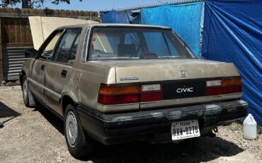 Honda-Civic-1986-Sedan-20