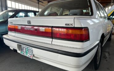 Honda-Civic-1990-Sedan-17