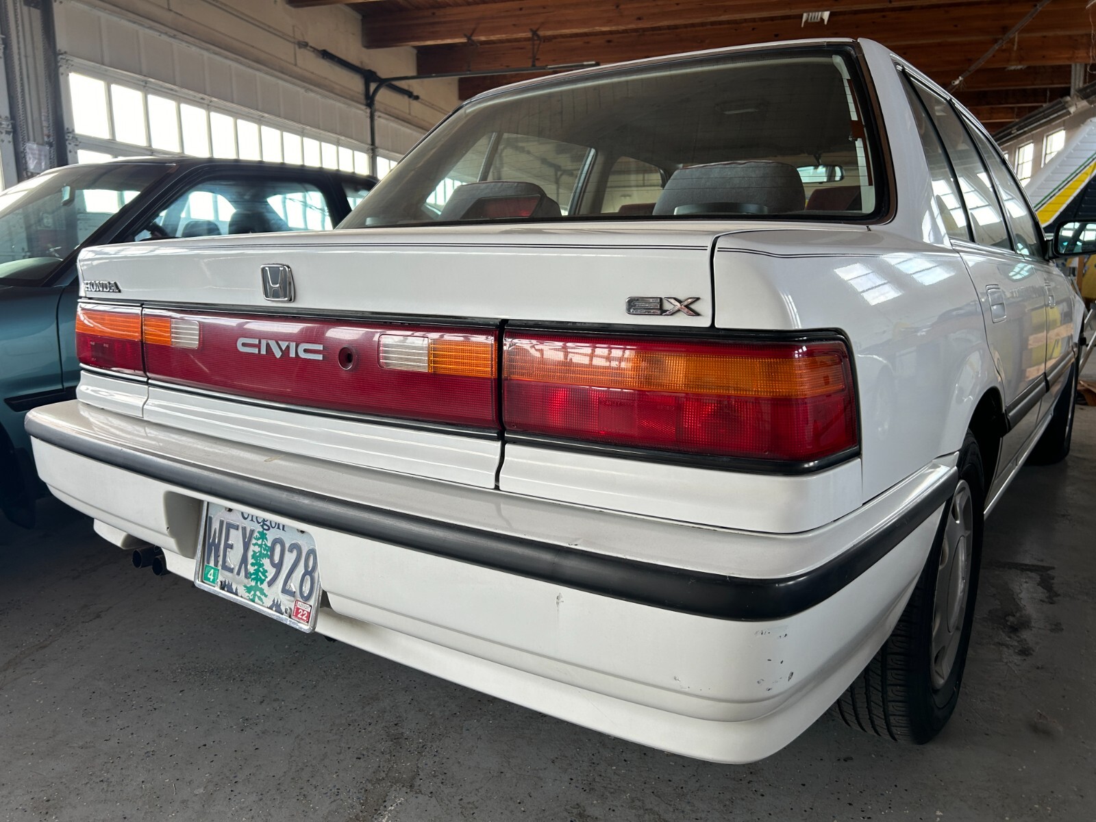 Honda-Civic-1990-Sedan-17
