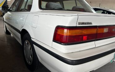 Honda-Civic-1990-Sedan-19