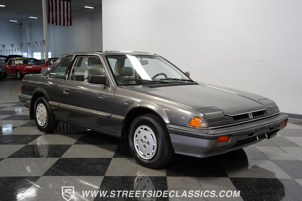 Honda-Prelude-1985-Coupe-16