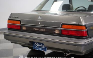 Honda-Prelude-1985-Coupe-26