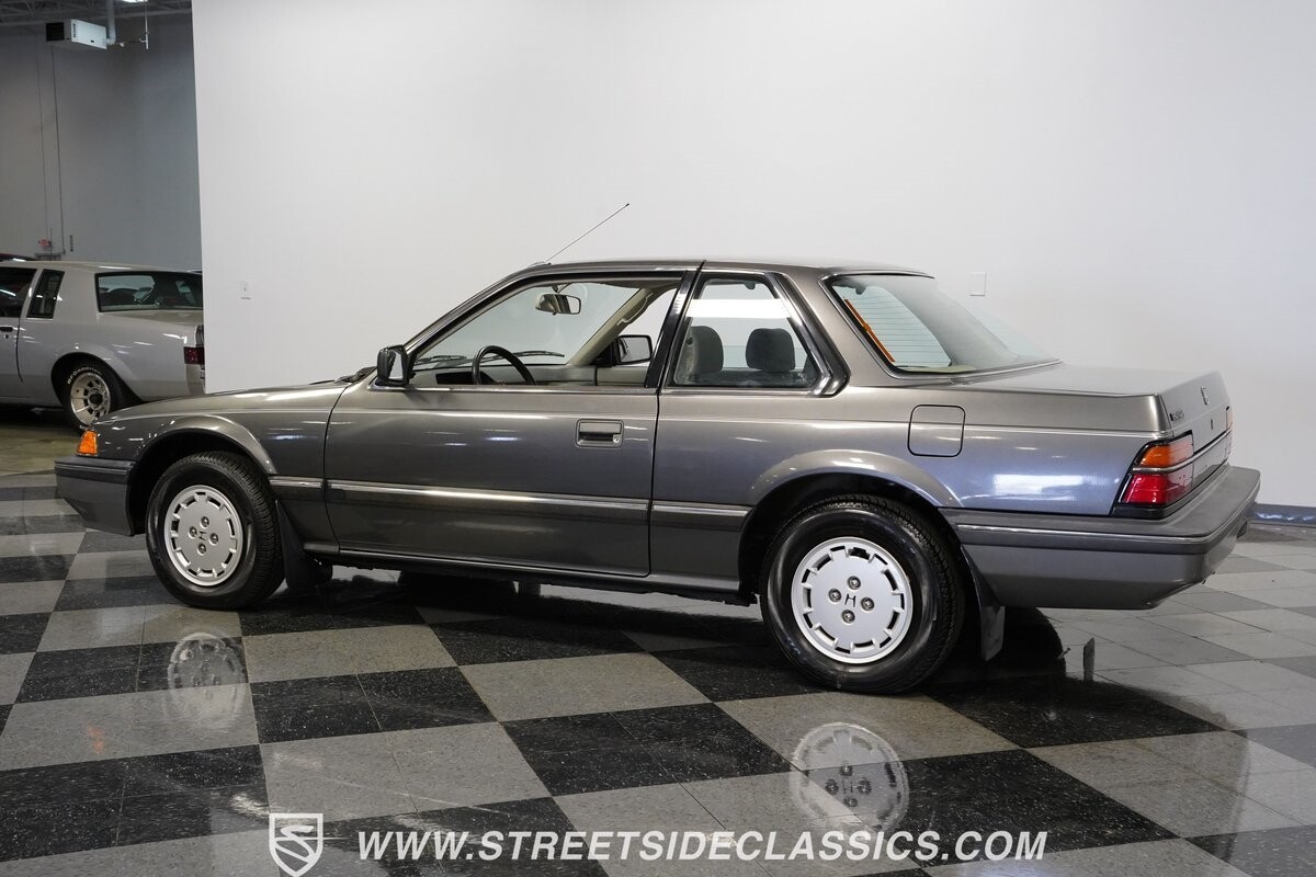 Honda-Prelude-1985-Coupe-8