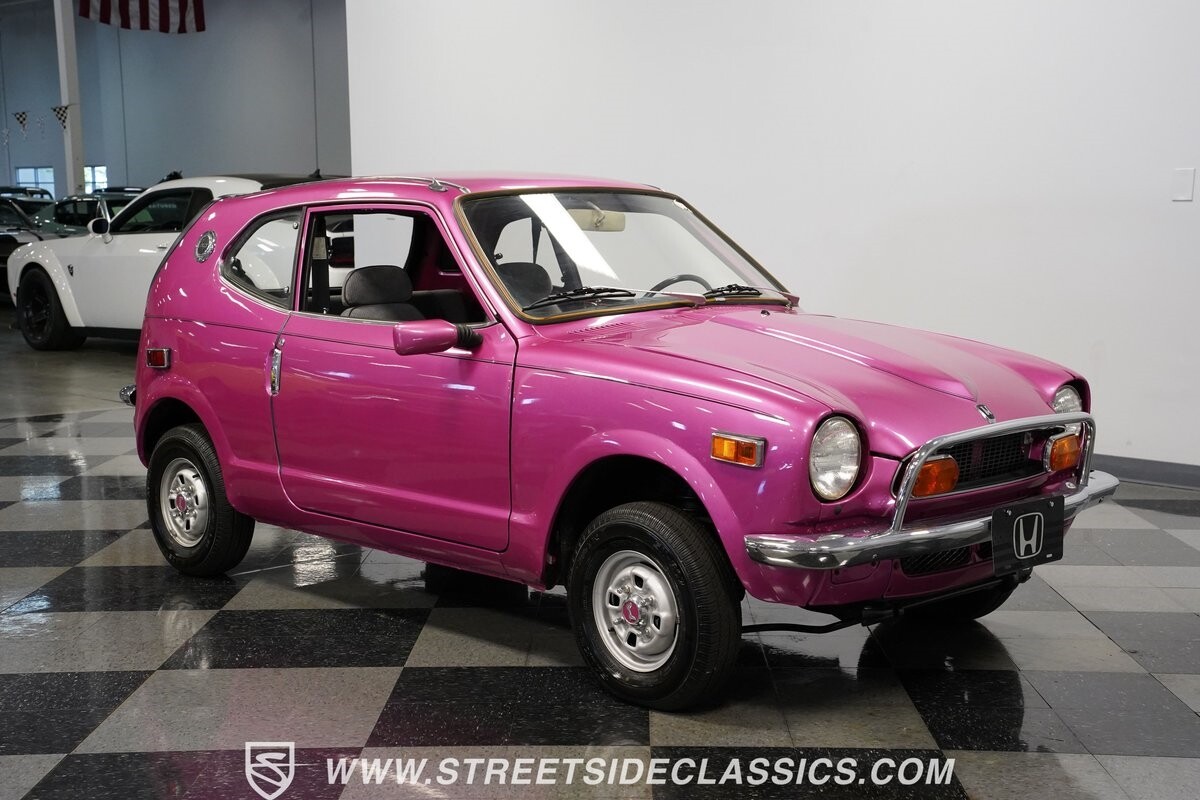 Honda-Z600-1972-Coupe-16