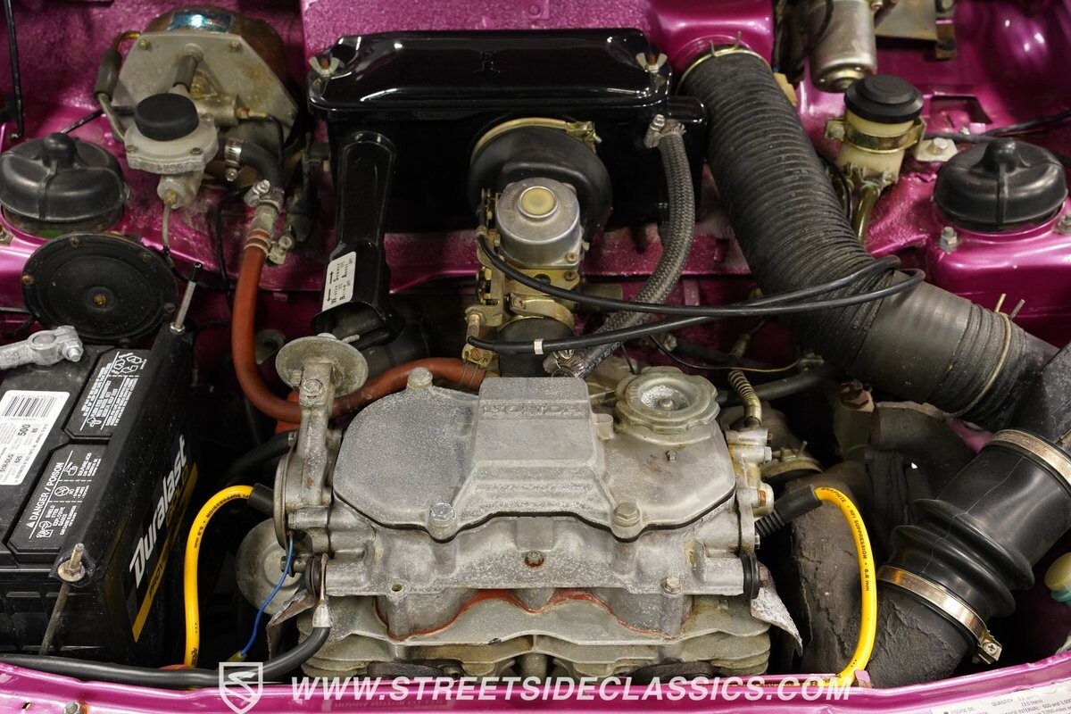 Honda-Z600-1972-Coupe-34