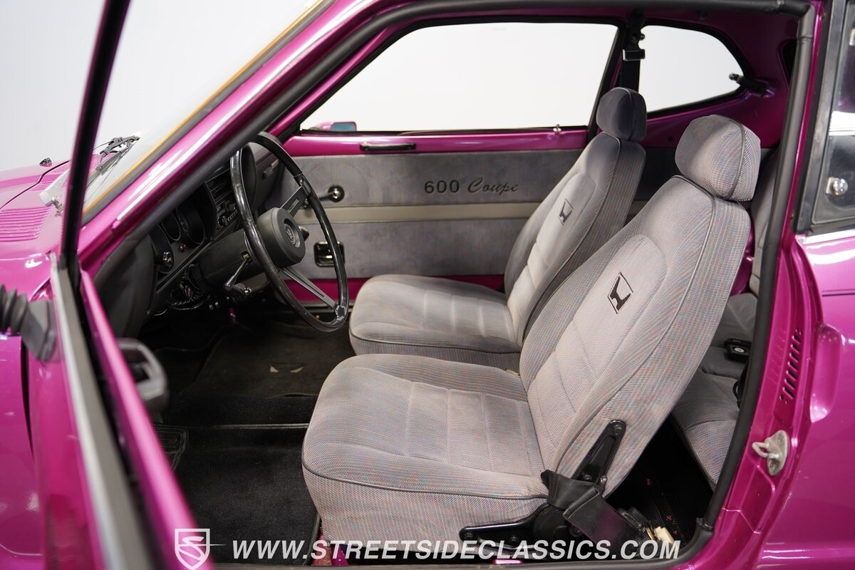 Honda-Z600-1972-Coupe-38