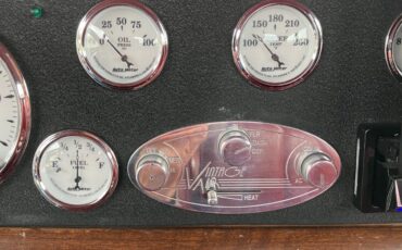 Hudson-CHRYSLER-440-ENGINE-727-TRANSMISSION-FORD-9-TRACTION-LOCK-REAR-1949-Coupe-13
