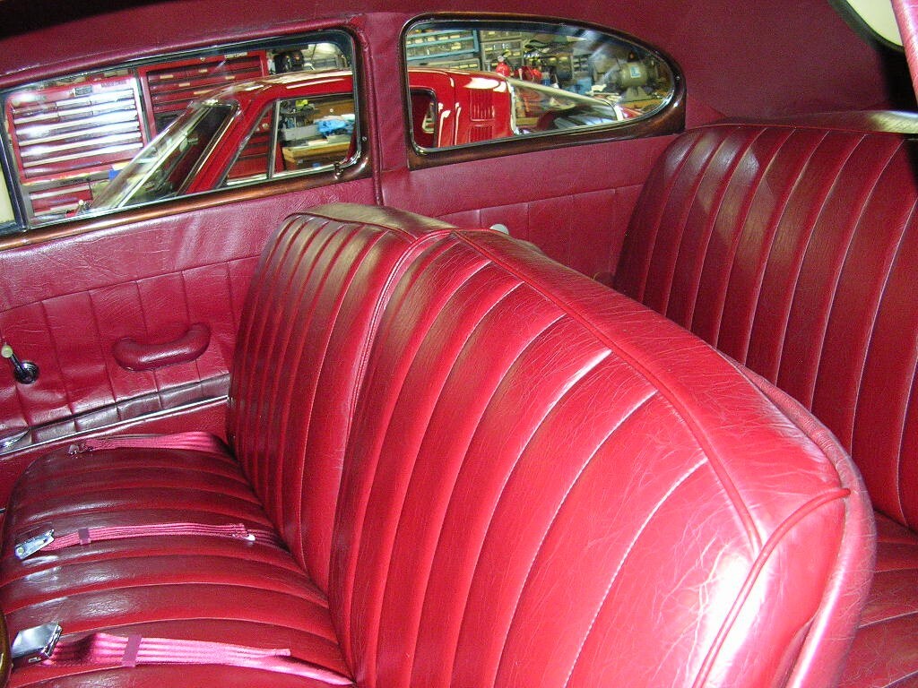 Hudson-CHRYSLER-440-ENGINE-727-TRANSMISSION-FORD-9-TRACTION-LOCK-REAR-1949-Coupe-2
