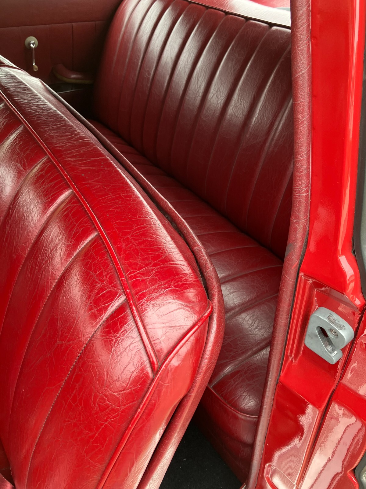 Hudson-CHRYSLER-440-ENGINE-727-TRANSMISSION-FORD-9-TRACTION-LOCK-REAR-1949-Coupe-33