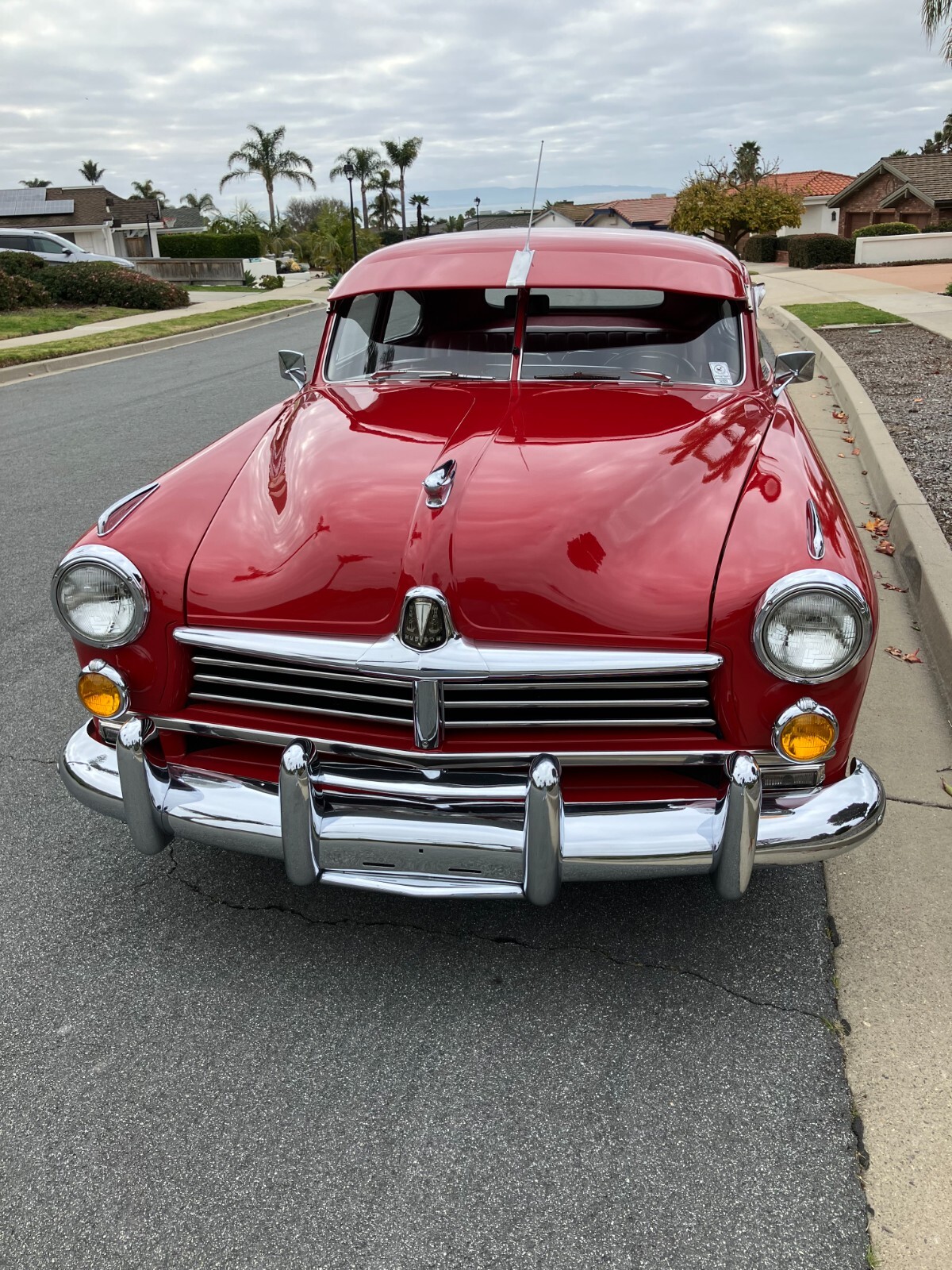 Hudson-CHRYSLER-440-ENGINE-727-TRANSMISSION-FORD-9-TRACTION-LOCK-REAR-1949-Coupe