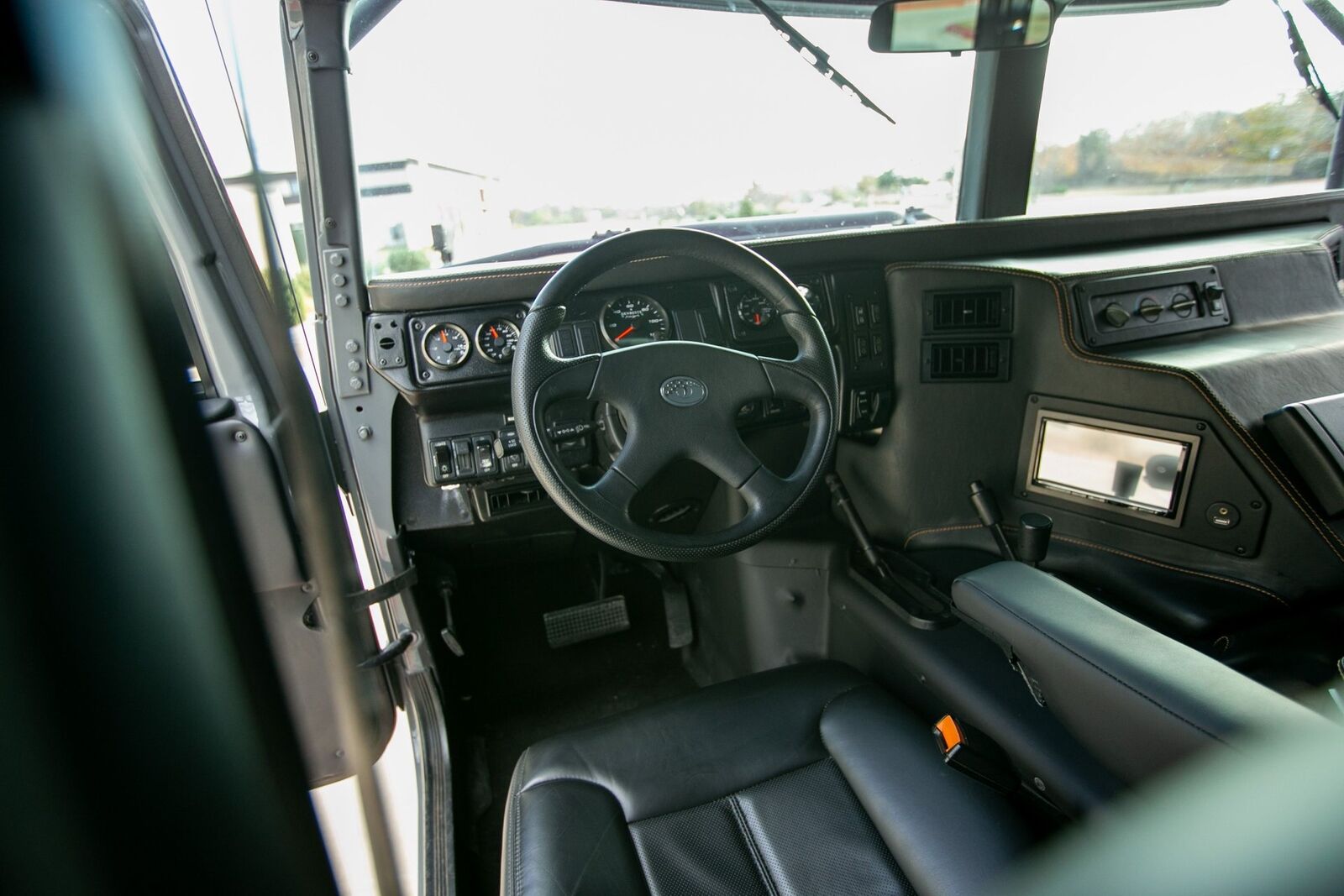 Hummer-H1-1995-SUV-18