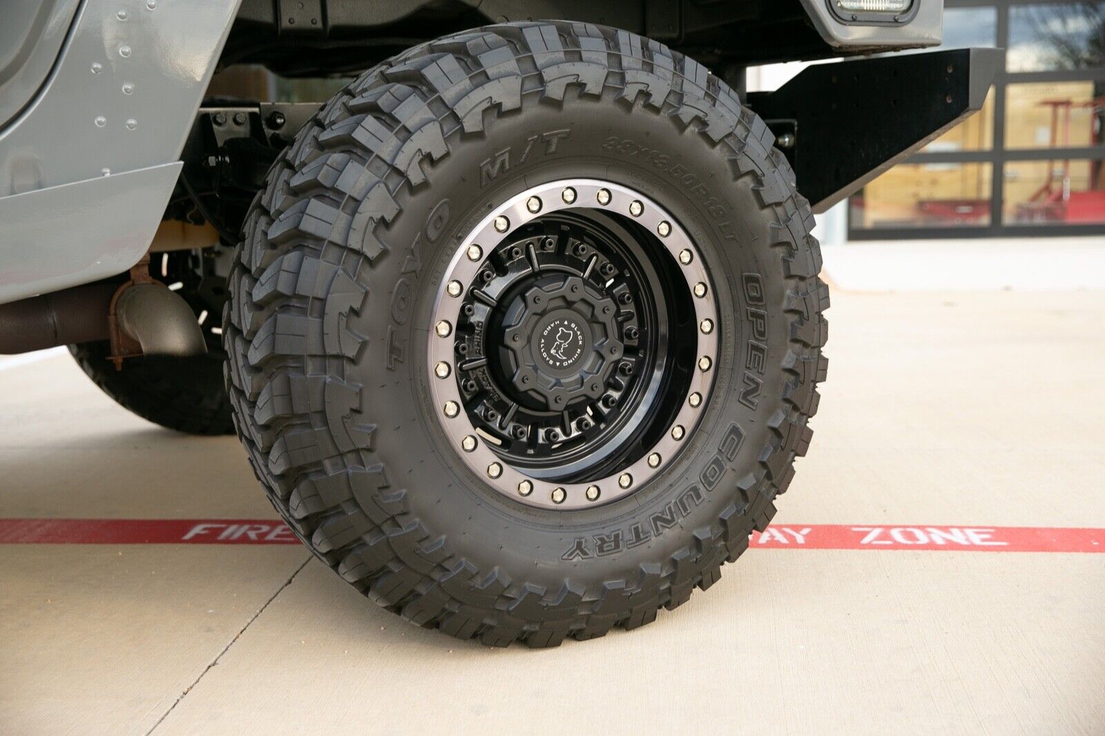 Hummer-H1-1995-SUV-25