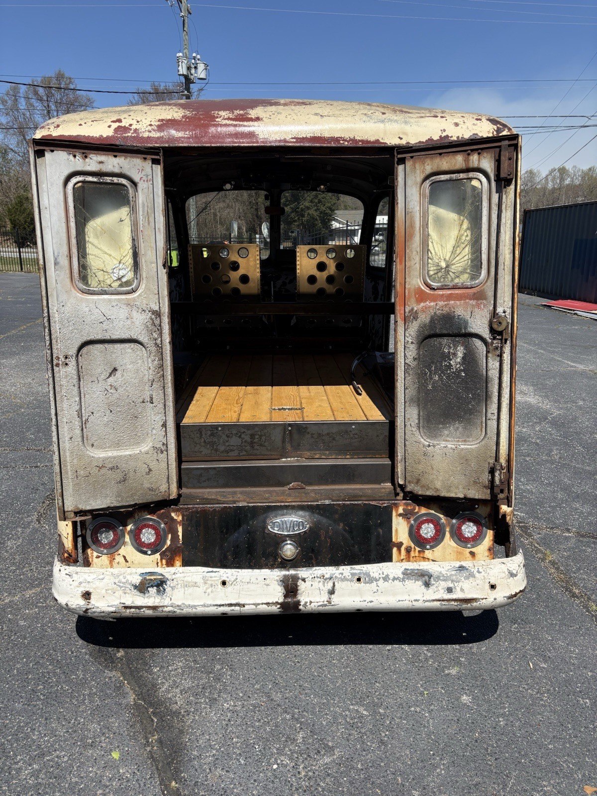 Hummer-H3-1951-Utility-3