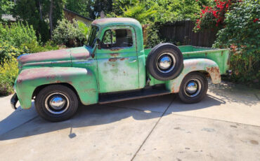 INTERNATIONAL-12-Ton-Pickup-1950
