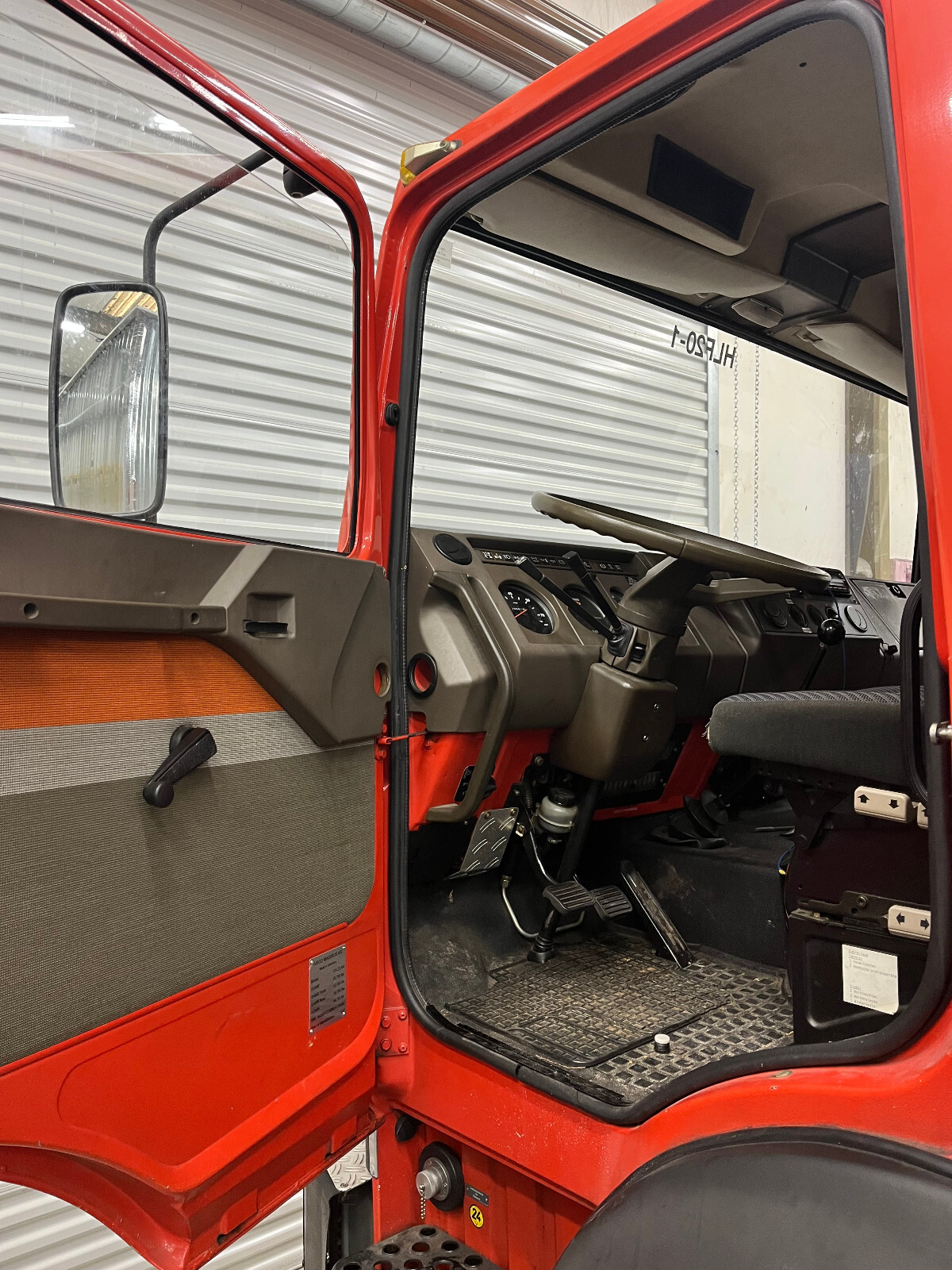 IVECO-MAGIRUS-120-23-AW-1992-Commercial-Vehicle-4
