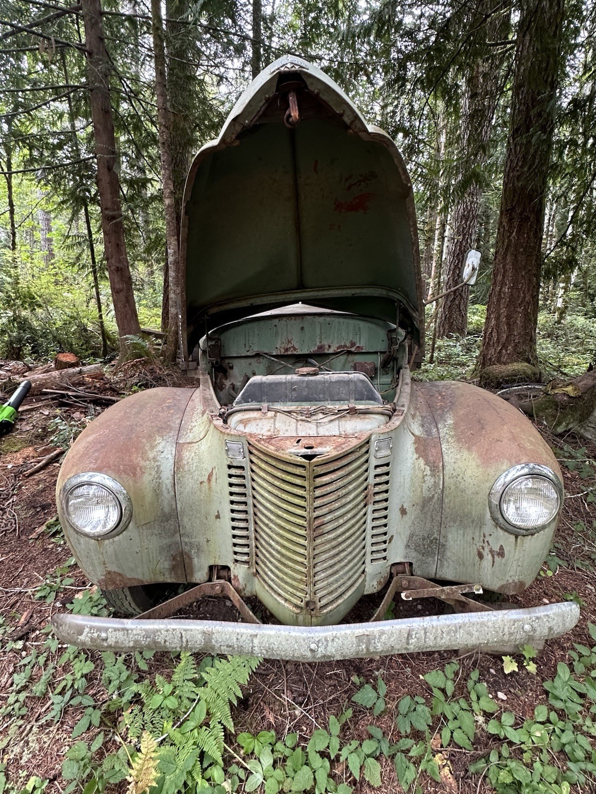 International-Harvester-K3-1941-Standard-Cab-Pickup-14