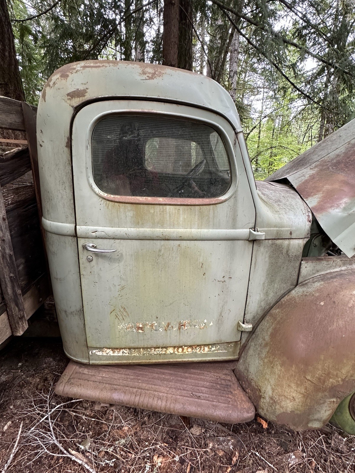 International-Harvester-K3-1941-Standard-Cab-Pickup-16
