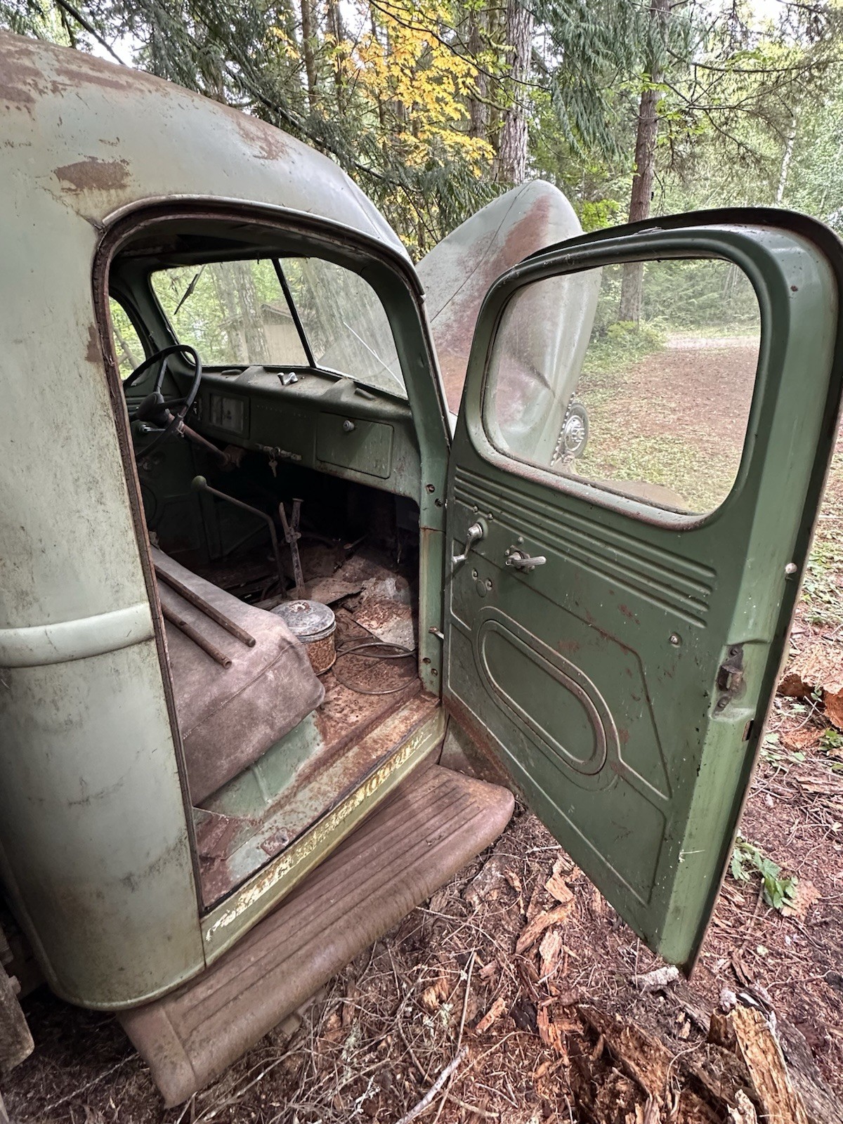 International-Harvester-K3-1941-Standard-Cab-Pickup-17