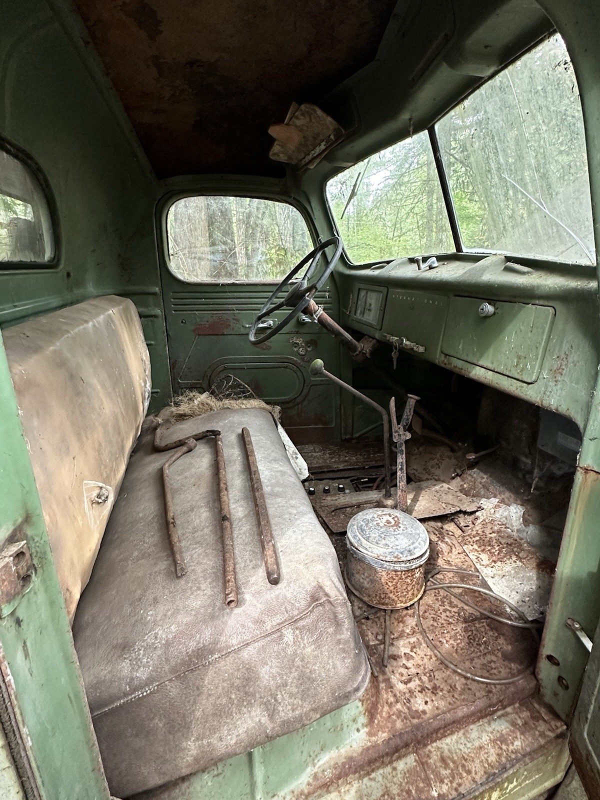 International-Harvester-K3-1941-Standard-Cab-Pickup-23