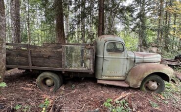 International-Harvester-K3-1941-Standard-Cab-Pickup
